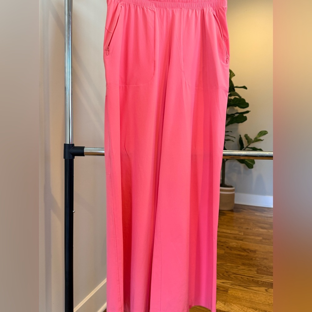 Lululemon swift mid rise, wide leg pant – Sakura pink - Picture 2 of 4